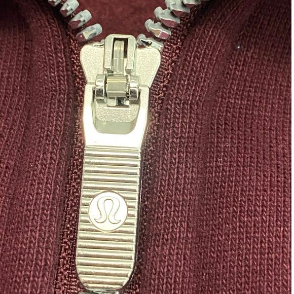Lululemon Radiant Jacket II Womens Size 4 W4BGCS Garnet Athletic Fall Winter - Picture 7 of 9